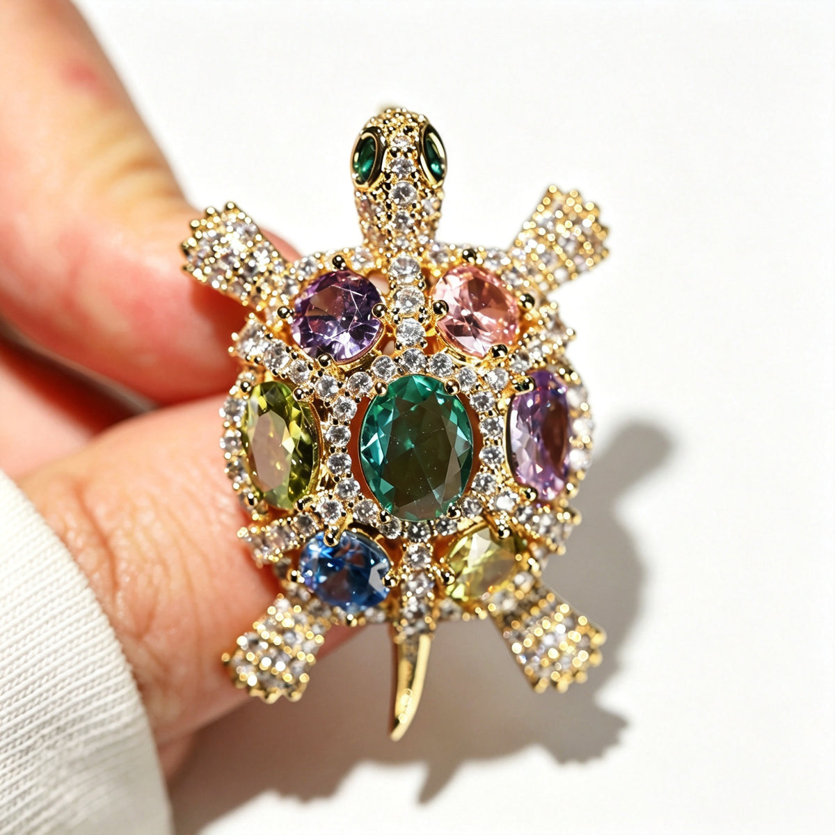 QZY Turtle Animal Brooch Copper Zircon Real Gold Plated Gift Box Packed Lapel Pin