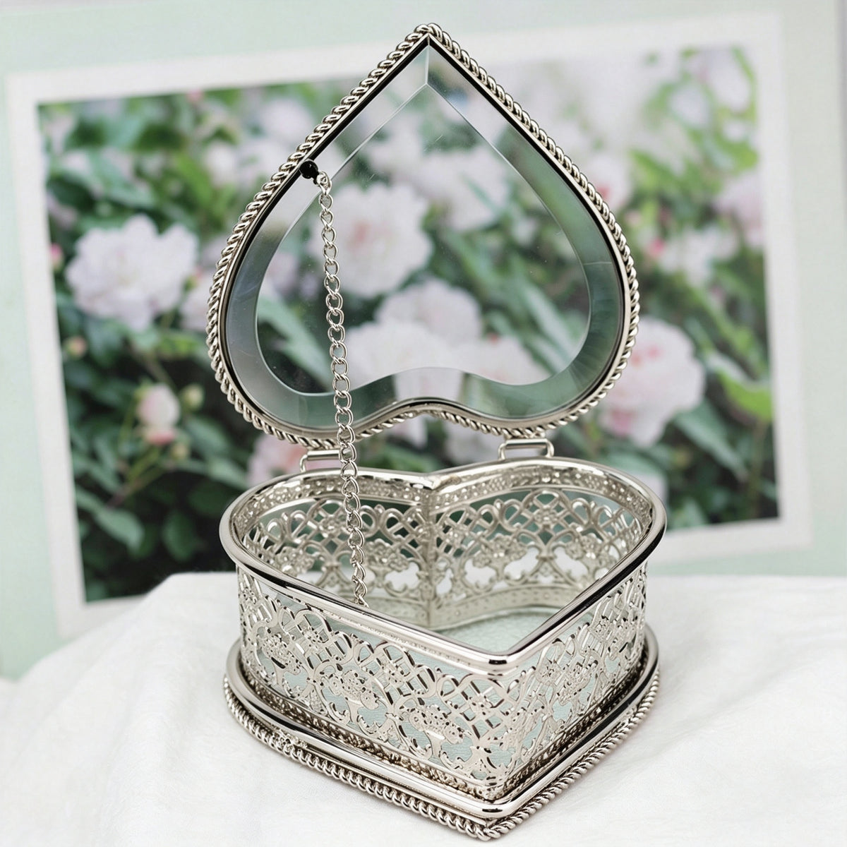 YAP Heart‑Shaped Glass Metal Jewelry Box Ring Earring Storage Decor Gift Box