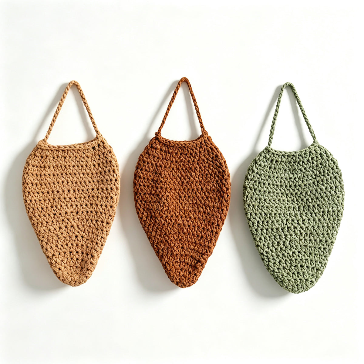 JXG Handwoven Cotton Strawberry Shape Wall Hanging Storage Bag Kitchen Fruit Vegetable Organizer Ins Home Decor