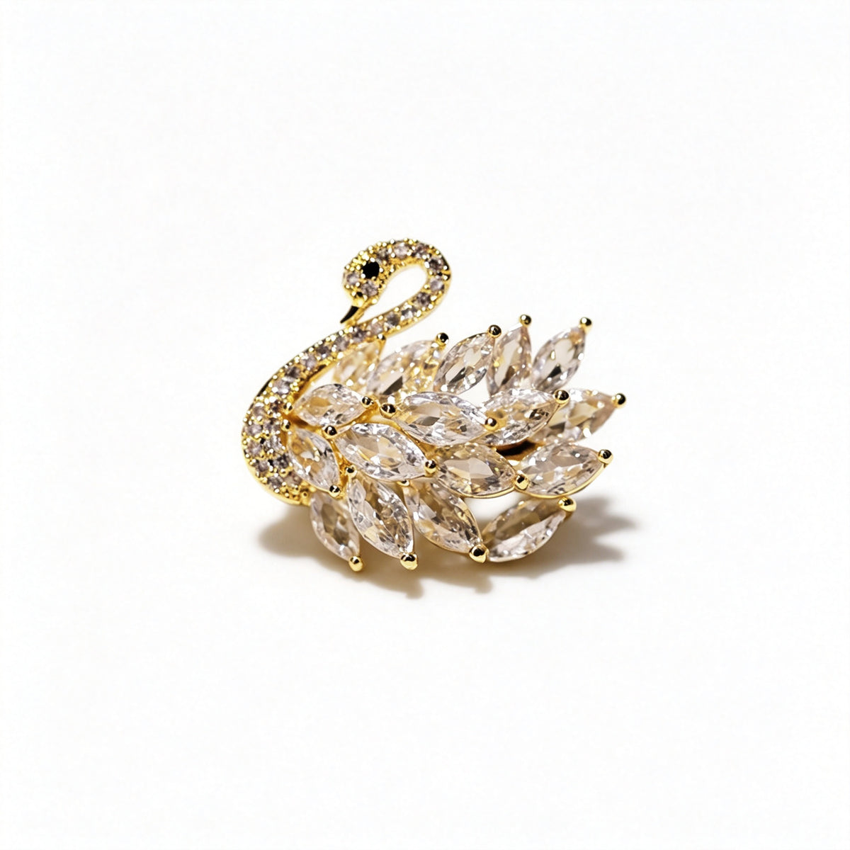 QZY Vintage Small Brooch Lapel Pin, Swan Butterfly Ginkgo Leaf Decor Pin, Gift for Suit Scarf Collar Accessory